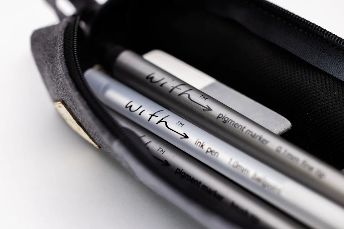GRAYSCALE PENCIL DRAWING SET