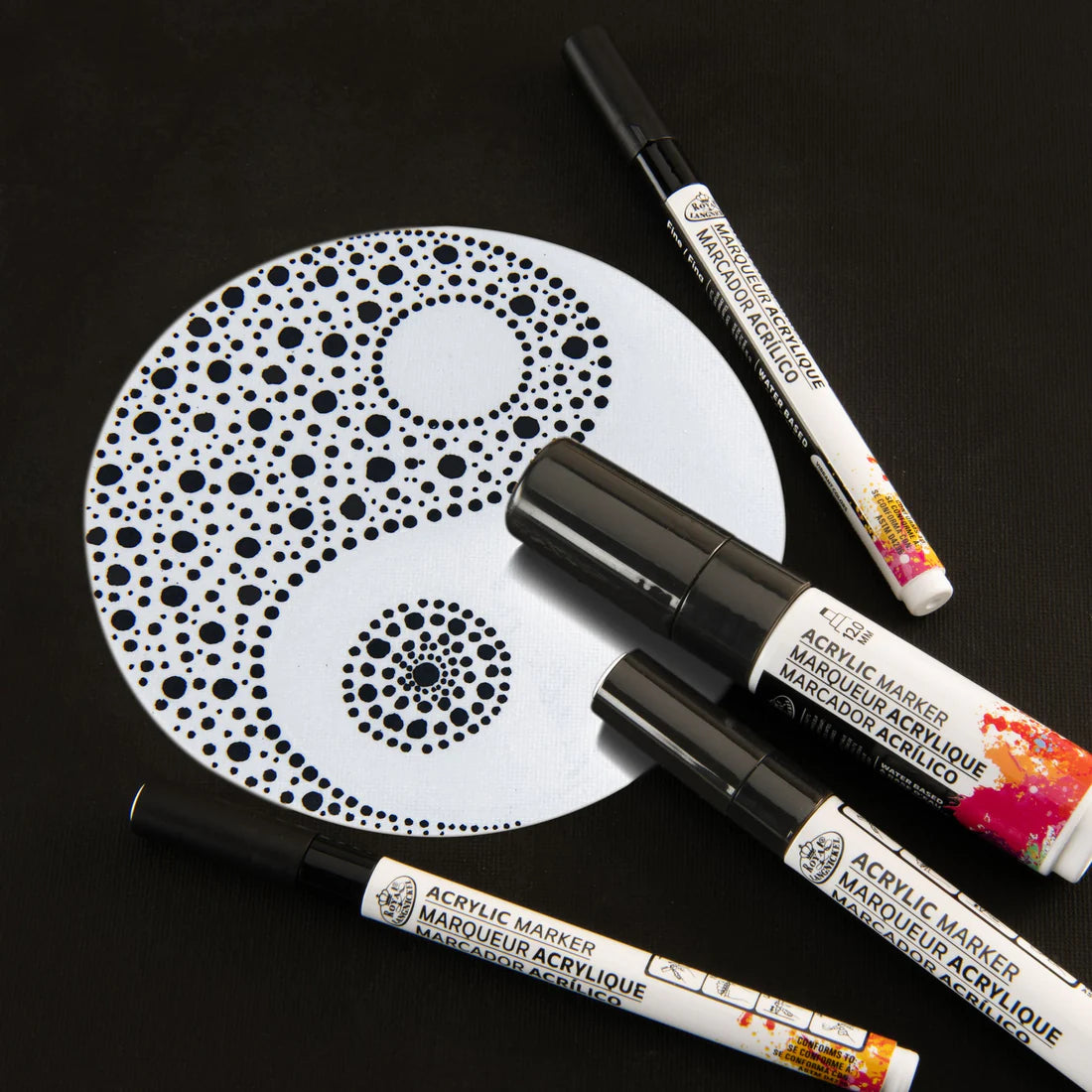 ARCYLIC MARKERS BLACK VARIETY 4PK
