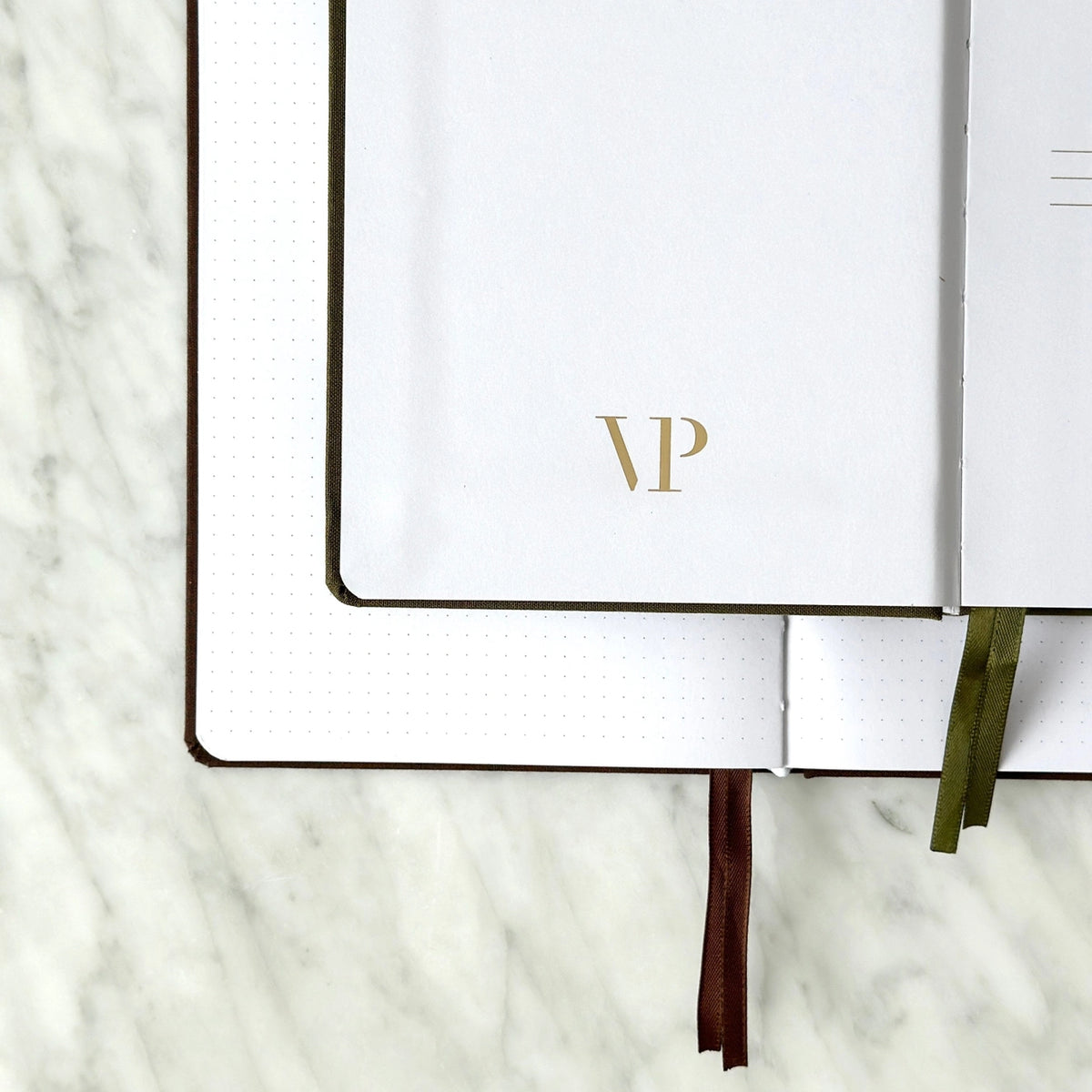 LINEN HARDCOVER DOTTED JOURNAL - ESPRESSO