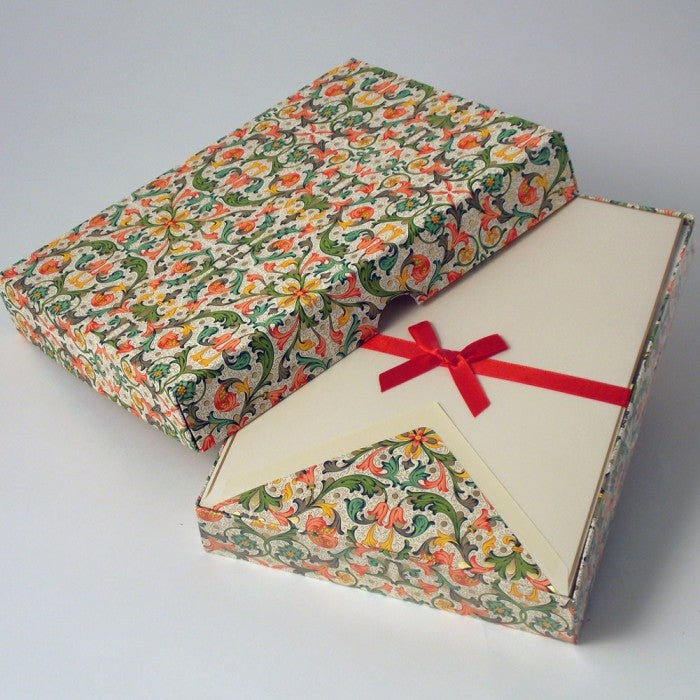 WRITING PAPERS AND LINED ENVELOPES- TRADITIONAL  FLORENTINE STYLE