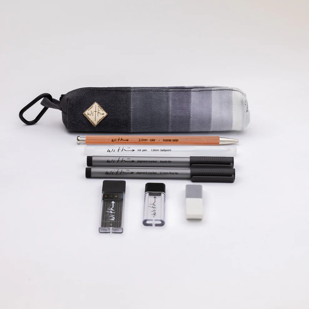 GRAYSCALE PENCIL DRAWING SET