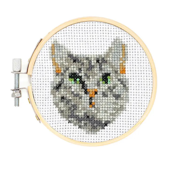 CROSS STITCH EMBROIDERY KIT CAT