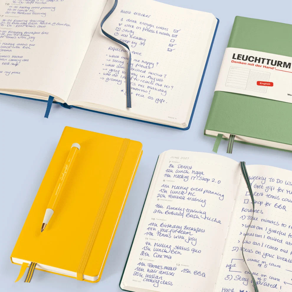 WEEKLY PLANNER &amp; NOTEBOOK MEDIUM (A5) 2027, SOFTCOVER, ENGLISH - INDIGO