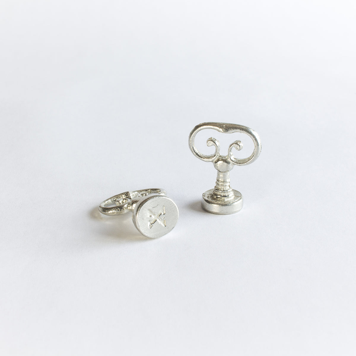 TYPEWRITTER SEAL LETTER X