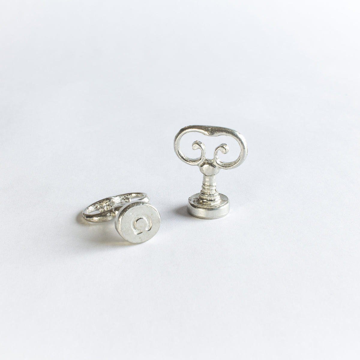 TYPEWRITTER SEAL LETTER C